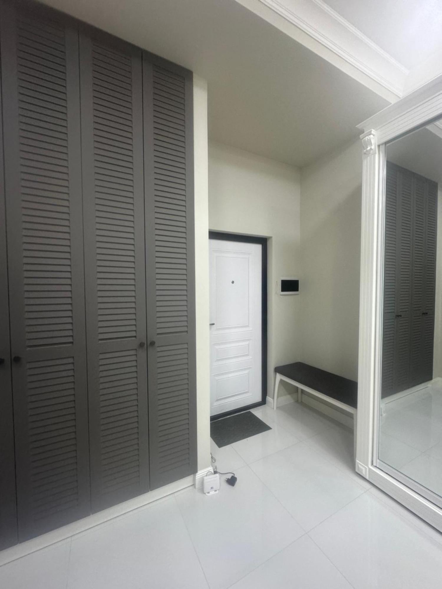 Comfortable Apartment In Central Of Алма Ата Екстериор снимка